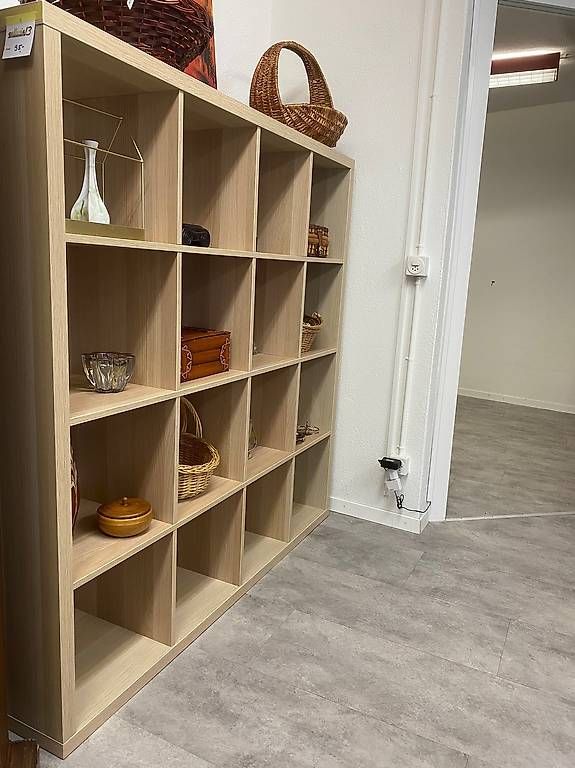 Ikea Scaffali: Ikea-Regal 16 Fächer hellbraun – Usato da Schaffhausen venduto da Galleria13_Brocki_SH 1
