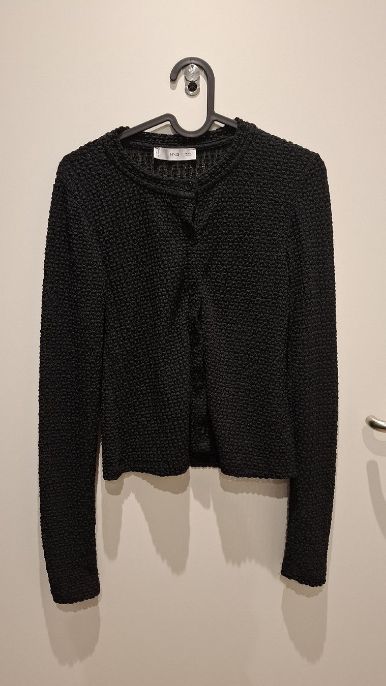 Mango Pullover & Sweatshirts: Mango Black Textured Cardigan, size S. – Gebraucht aus Zürich von pto_6wfs