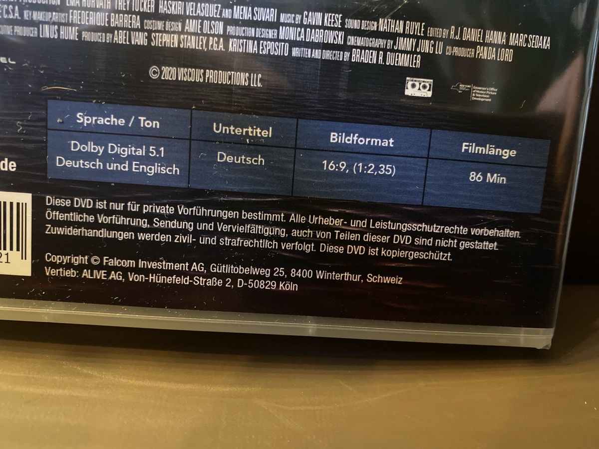 Tutti i DVDs: What lies below (2020) – Usato da Burg AG venduto da Lobo016 2