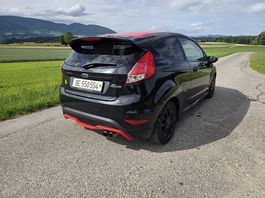 Ford Fiesta 1.0 Black / Red Edition