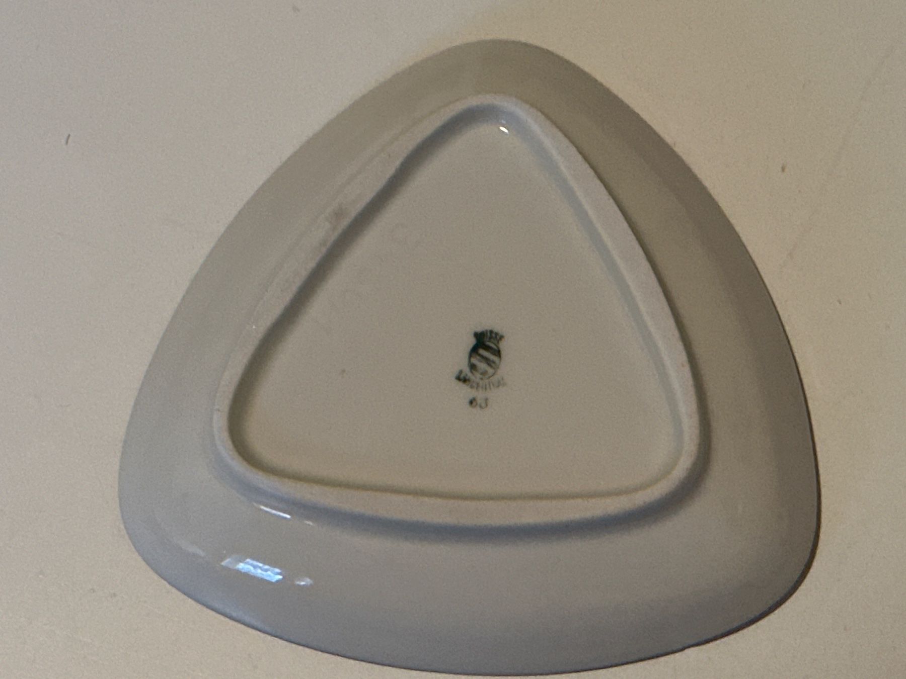Servierplatten: Kleines Langenthal-Plättchen. Hotel Schweizerhof Andermatt – Gebraucht aus Zürich von Chaeffeler 1