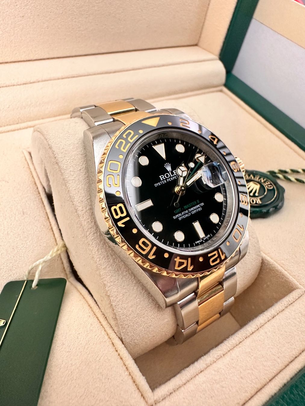 Rolex Orologi: Rolex GMT Master II - Ref. 116713LN – Usato da Genève venduto da SovereignWatch 2