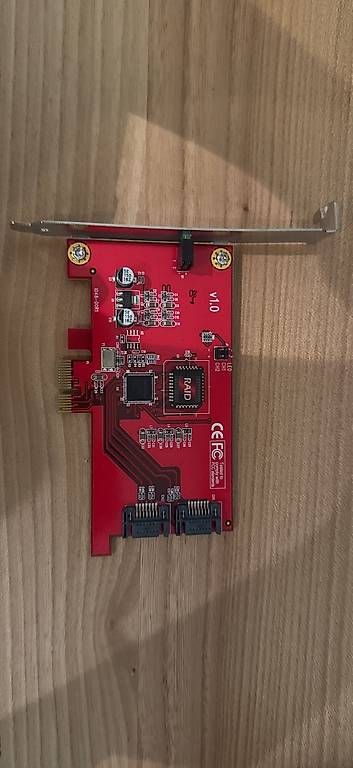 Componenti elettronici: PCle Raid Controllerkarte – Usato da Grenchen venduto da Strassenschild_9