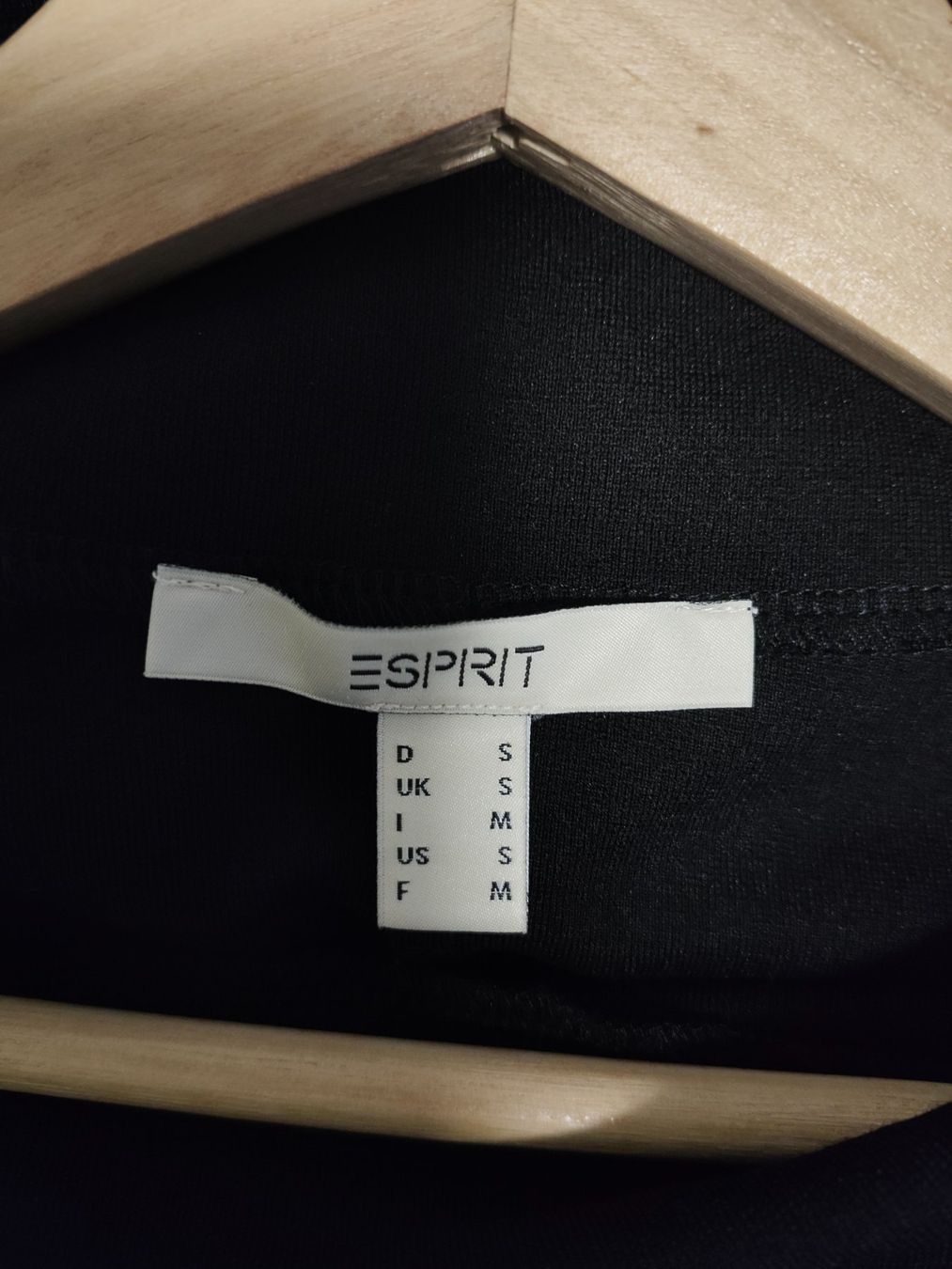 Esprit Vestiti: Neu Kleid von Esprit 36 schwarz NP 89.- – Nuovo (secondo la descrizione) da Neuhausen venduto da JessIst 3