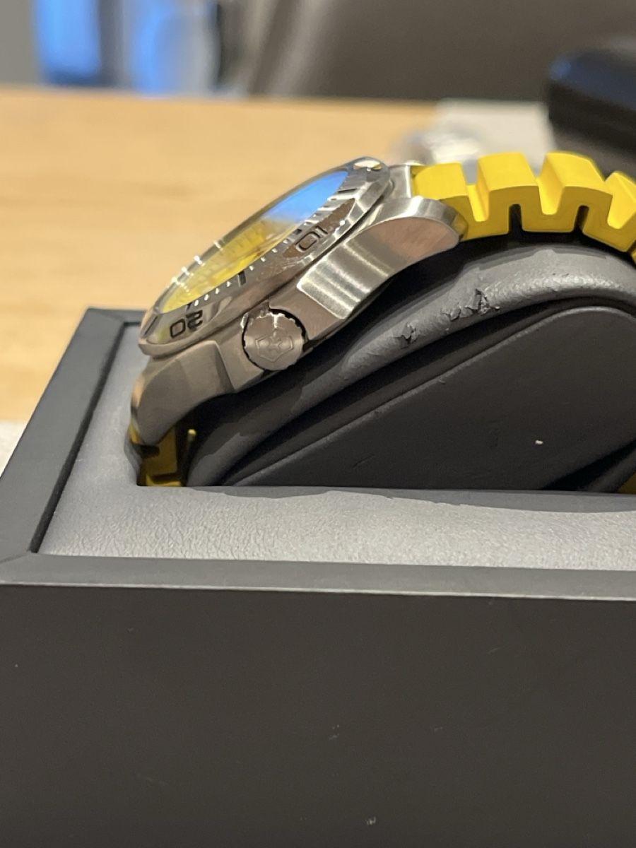 Victorinox Montres: Victorinox Professionell Diver 200m  – D'occasion à Rheineck par UhrenReinhardt 1