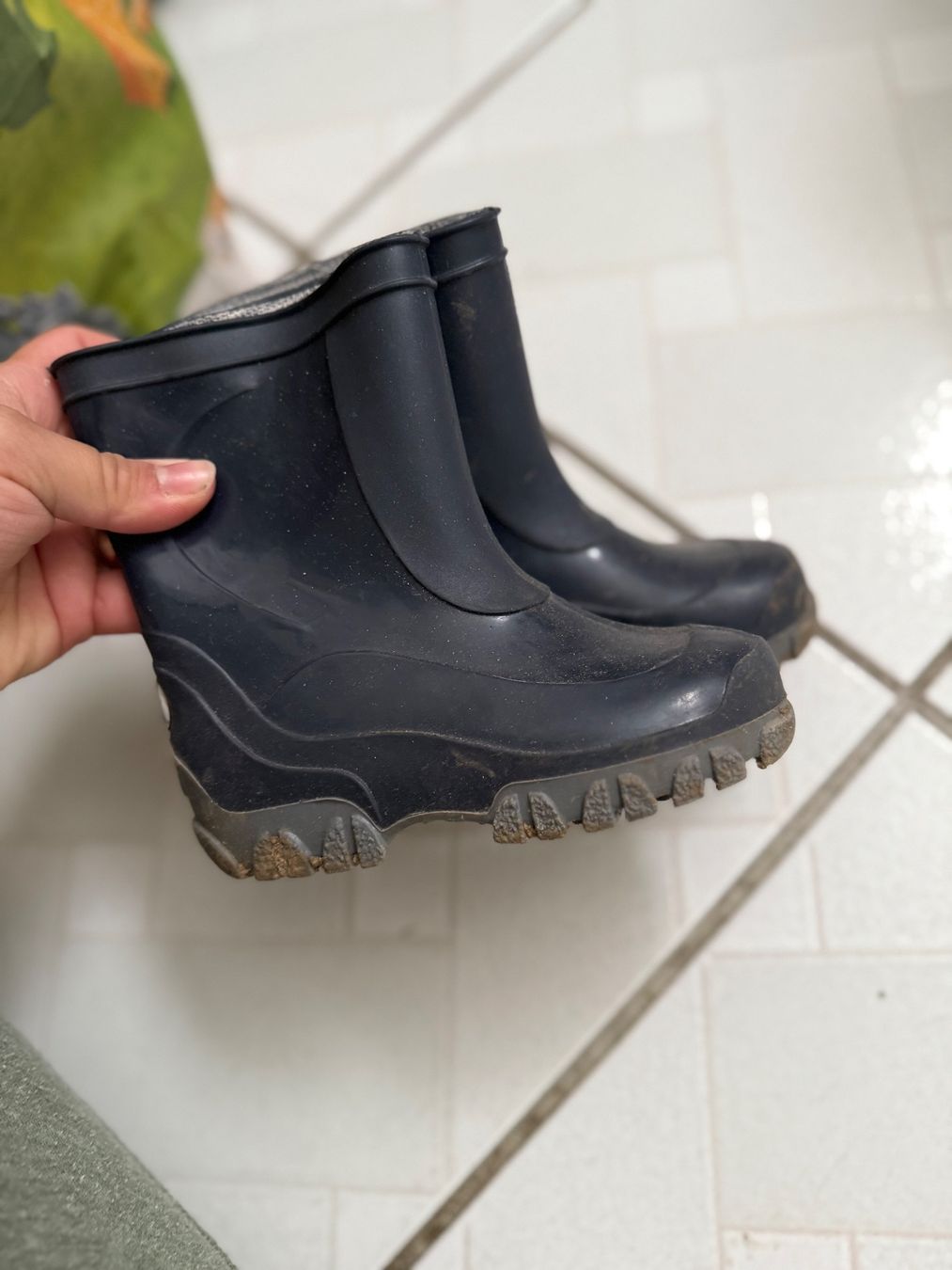 Scarpe da uomo: Kinder-Stiefeln – Usato da Bellach venduto da S.Kyra