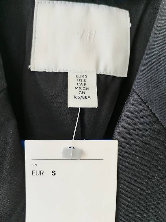 Giacche: Neuer Blazer von H&M – Usato da Sursee venduto da Cynthia7889
