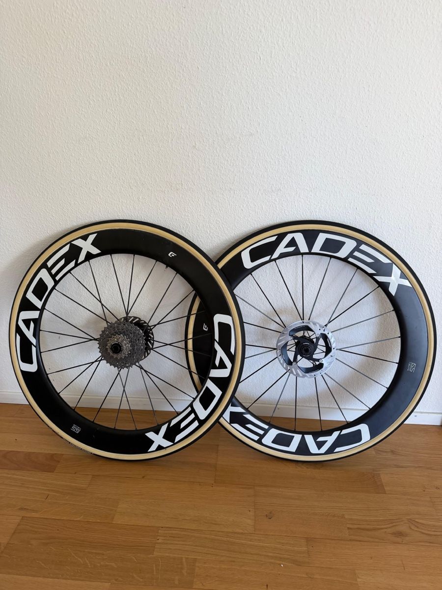 Pezzi di ricambio: CADEX 65 Tubular Laufradsatz – Usato da Zürich venduto da Emil999 1