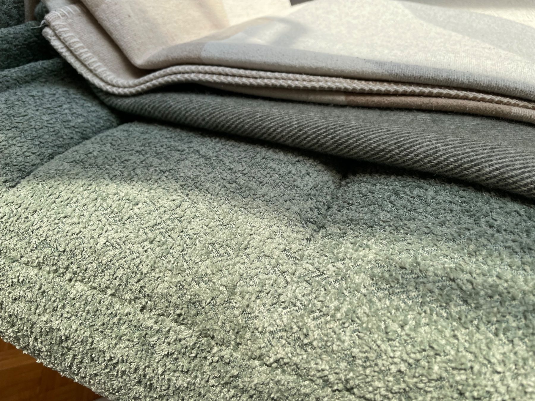 Sedie a sdraio: Hellblaue chaiselongue – Nuovo (secondo la descrizione) da Orselina venduto da giu_tk67 2