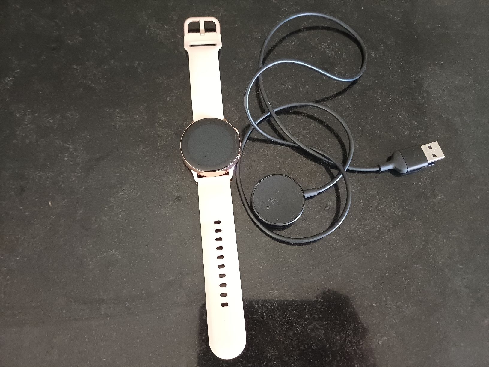 Samsung Smartwatch: Galaxy Watch Active – D'occasion à Schiers par mar_wg5v