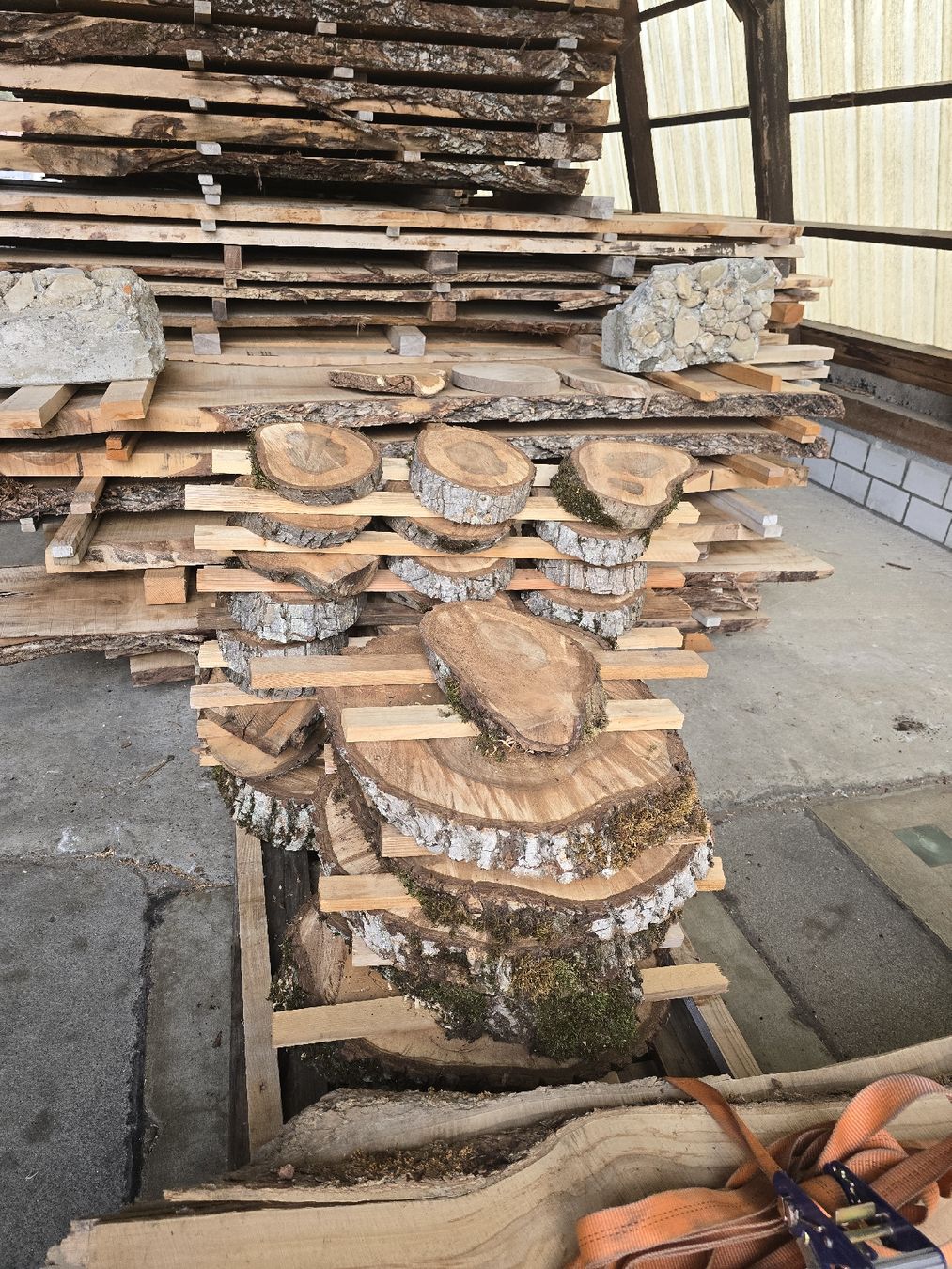 Articles en bois: Nussbaum Baumscheiben – Neuf (Voir description) à Ramsei par Waelchris