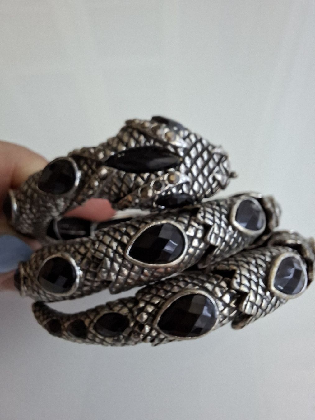 Armbänder & -reifen: Bracelet Serpent Argenté Noir Statement Vintage Extensible – Neu (gemäss Beschreibung) aus Lutry von Sim_Sta 2