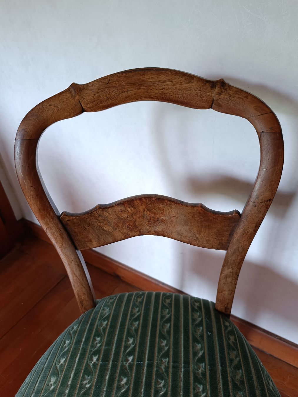 Stühle: Chaise ancienne – Gebraucht aus Cossonay-Ville von Aryann34 1