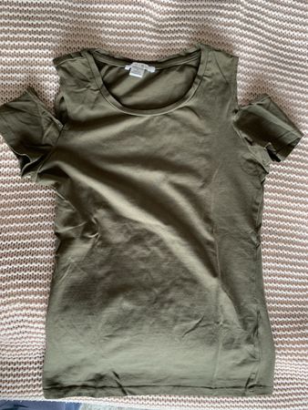 T-shirt épaules dénudées kaki