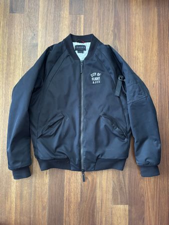 Jordan Jacke