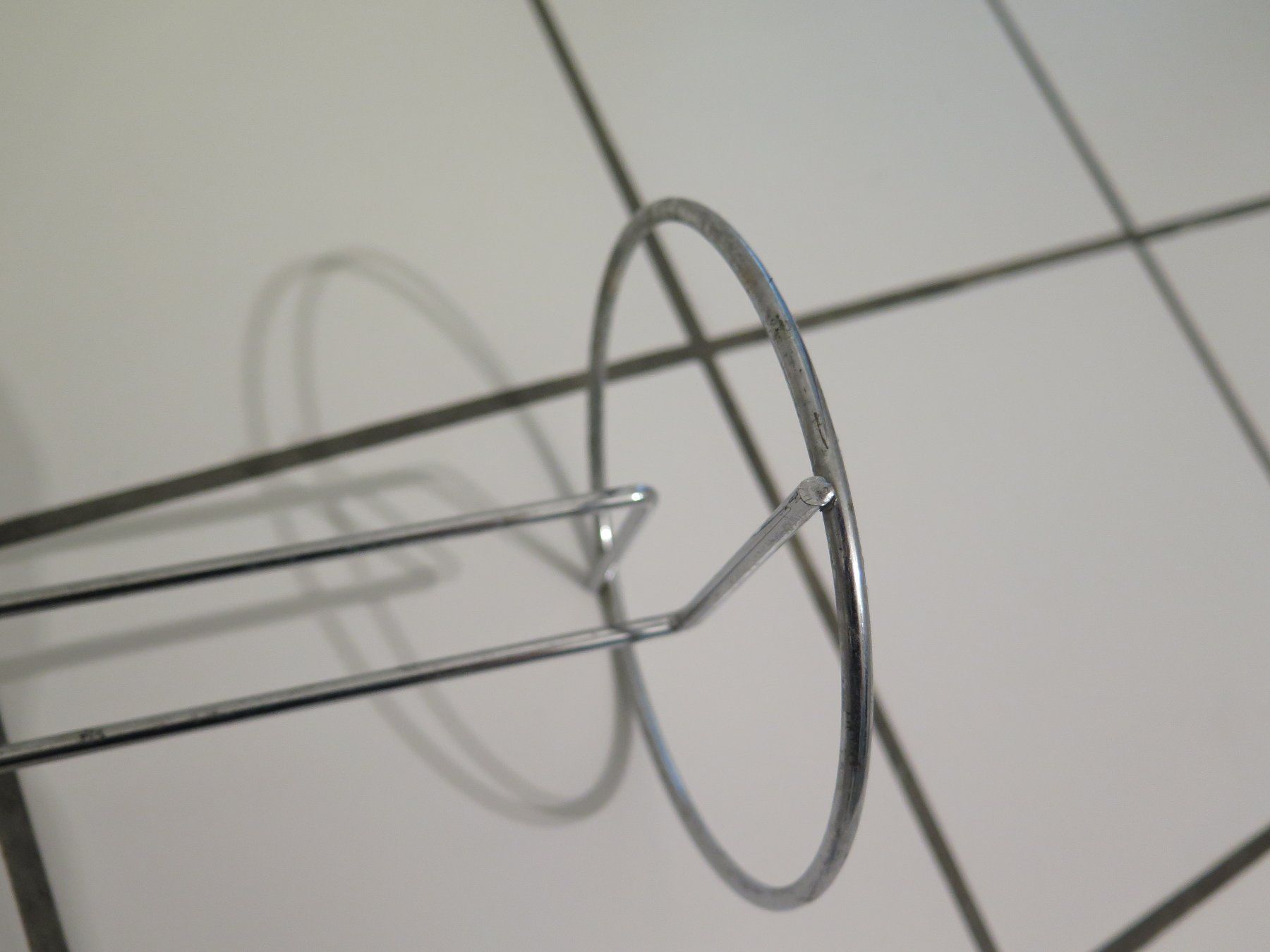 Fixations: Toilettenpapierhalter – D'occasion à Riedholz par Ronny_Standtke 1