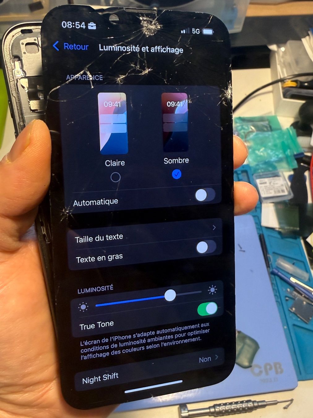 Apple Telefoni cellulari / Smartphones: Écran iPhone 16E Cassé - Pièces Détachées – Usato da Morges venduto da DA-repa 1