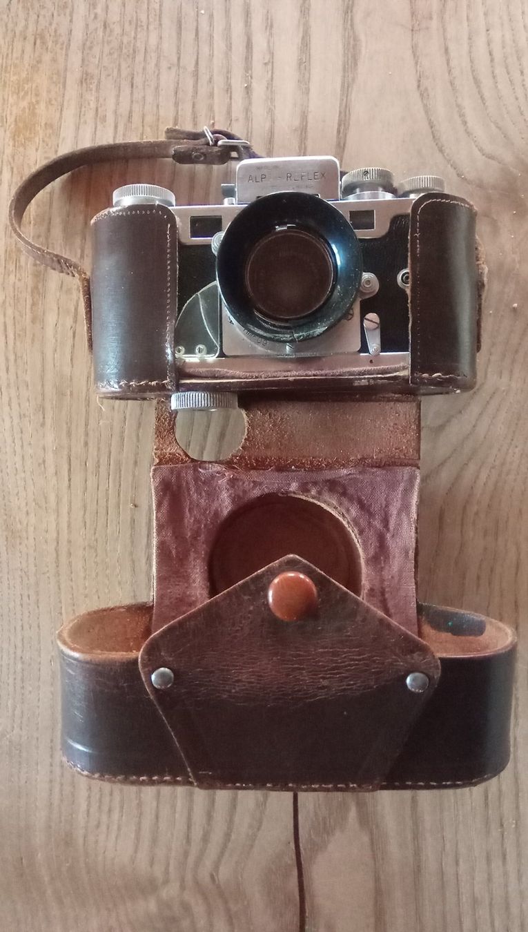 Appareil Photo Alpa Reflex II Avec Angenieux Alpar 50mm F/2.9 - Pour Pièces (ne Marche Pas)