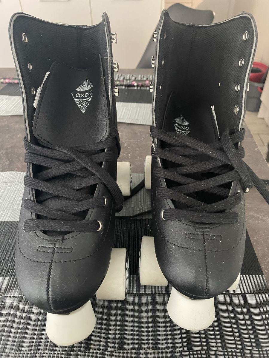 Oxelo Pattini in linea & Pattini a rotelle: Patins à roulettes  – Nuovo (secondo la descrizione) da Granges VS venduto da Lolo_michellod 1
