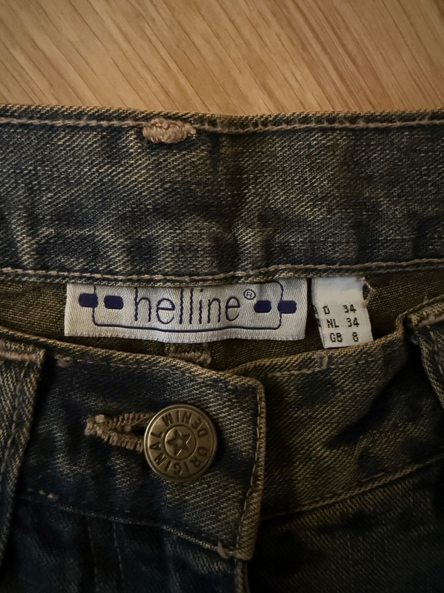 Jeans: Vintage Jeans – Usato da Basel venduto da pet_y7pt 3