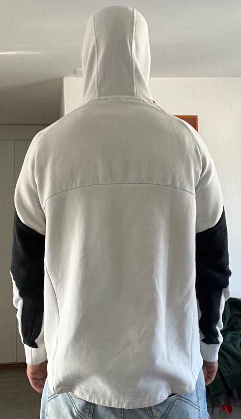 Puma Maglioni & Felpe: Hoody Puma – Usato da Morbio Inferiore venduto da mad_wh5n 1