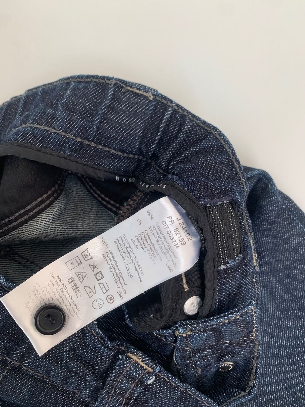 Hugo Boss Hosen: Jeans Hugo Boss, 5 Jahre – Gebraucht aus Zürich von lando-2010 3