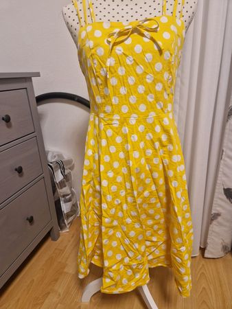 Sommerliches Kleid, Gelb mit Punkten, Grösse L, Top Zustand