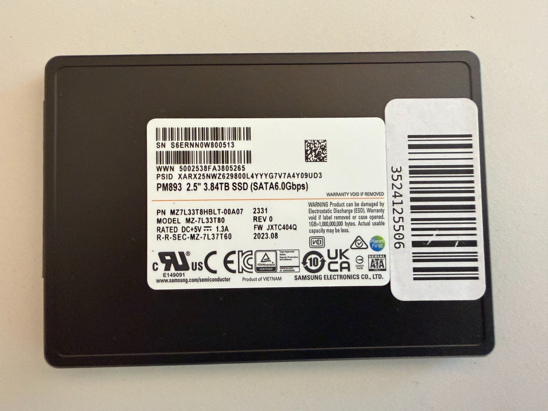 Samsung Dischi rigidi: Samsung PM893 3.84TB Enterprise SATA SSD – Usato da Pratteln venduto da HMW-Solutions