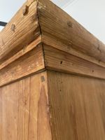 Antiker Schrank