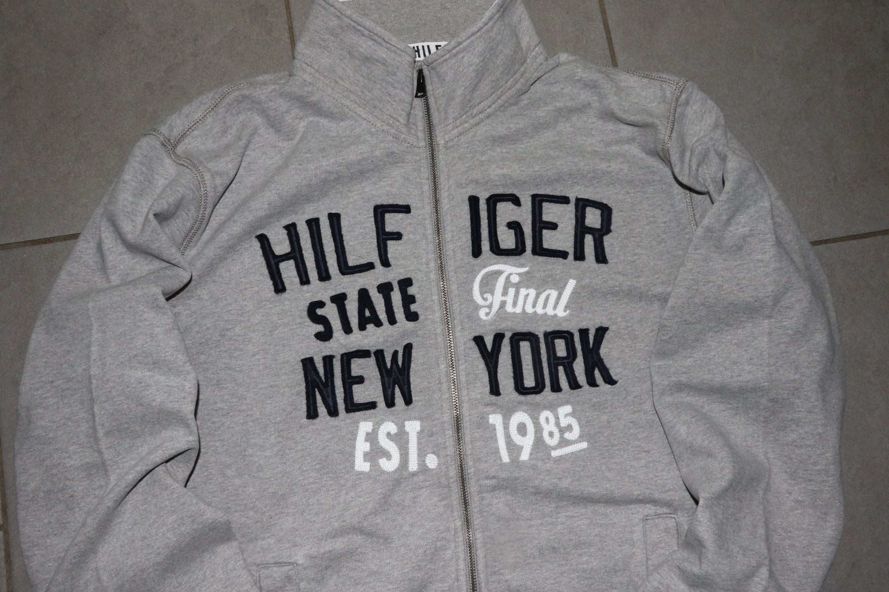 Tommy Hilfiger Giacche: TOMMY HILFIGER Herrenjacke Gr.XXL – Usato da Oberwil-Lieli venduto da Svetlana28 1
