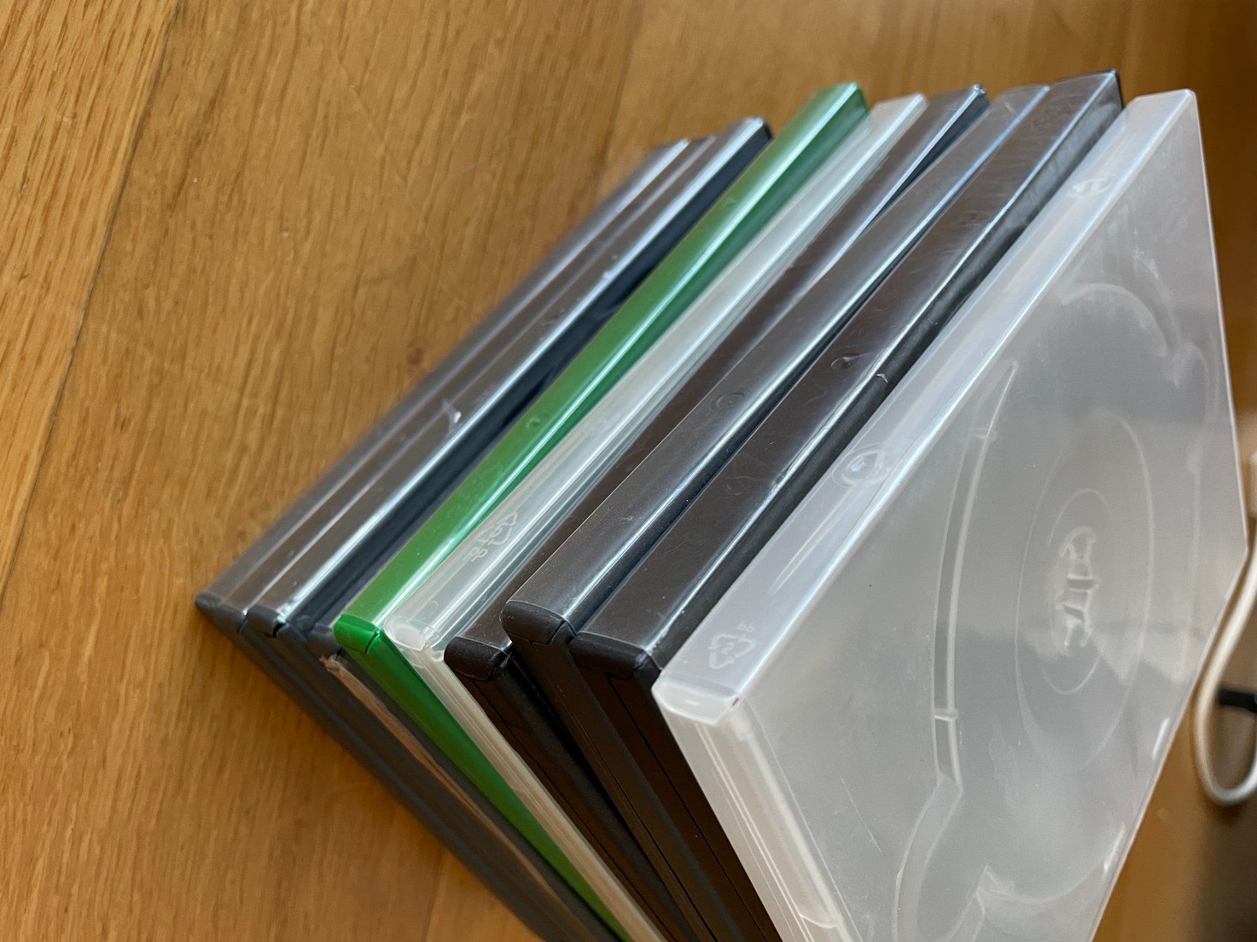 Tous les DVDs: 10 boites / jaquettes de DVD vides – D'occasion à Petit Lancy par gil_hr6v 8