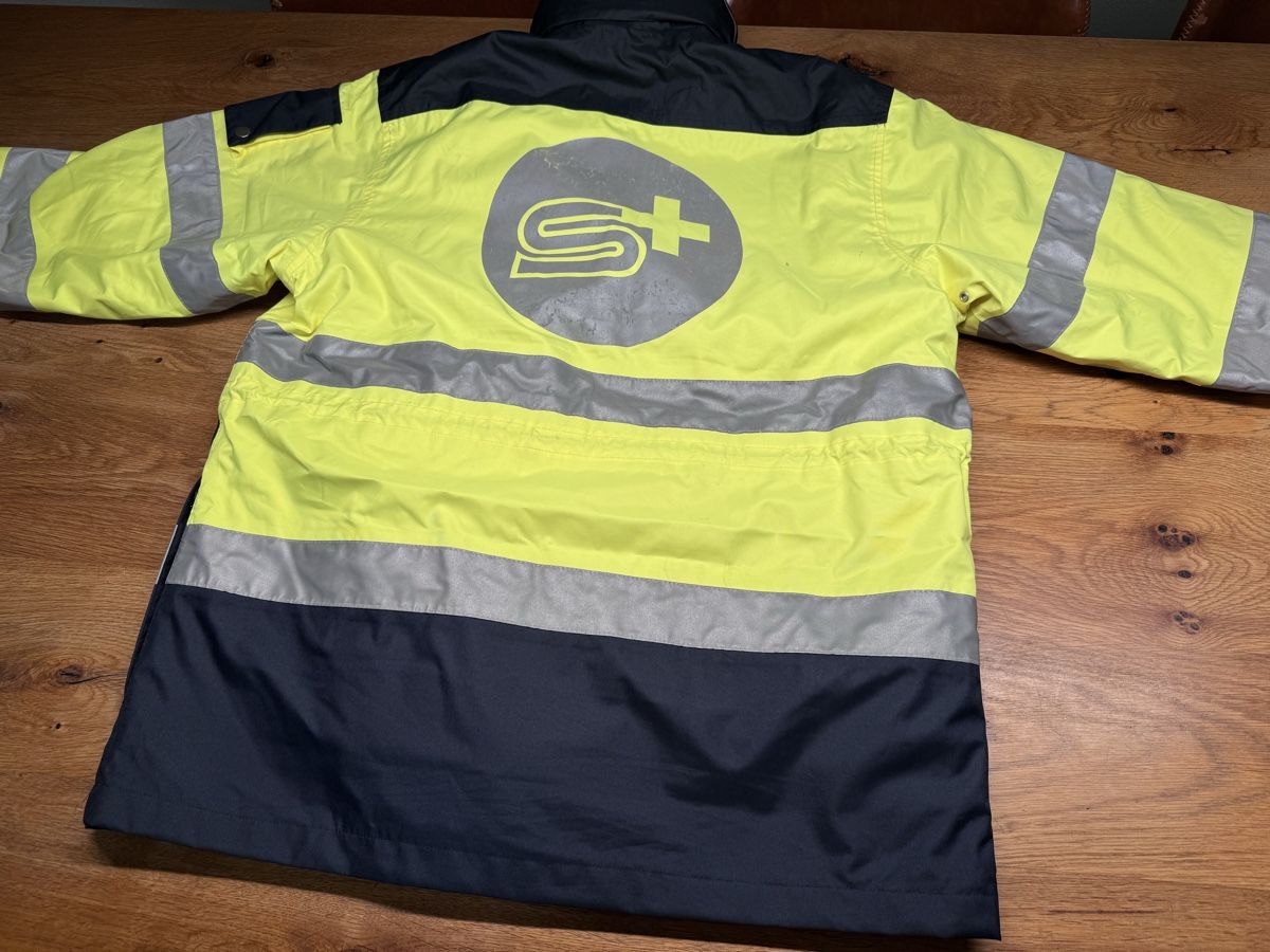 Jacken: Warnschutzjacke Samariter Grösse M – Gebraucht aus Niederbüren von Oetschli 8