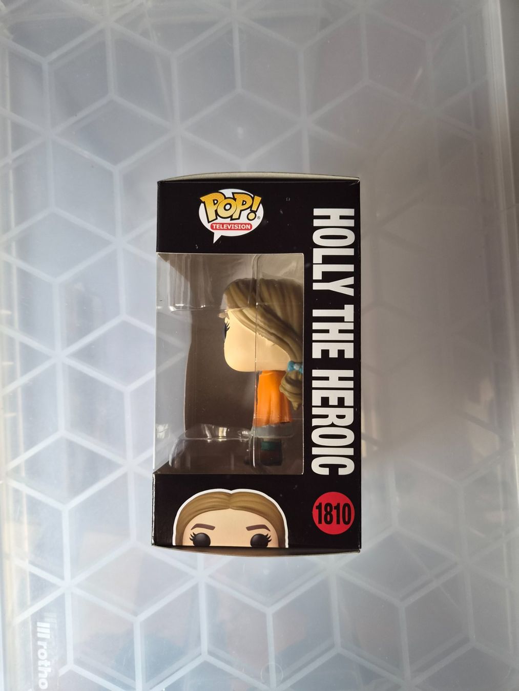 Funko Figurines: Funko Pop 1810 Holly the Heroic Stranger Things – Neuf avec emballage d'origine à Sisseln AG par schenk-figuren 1