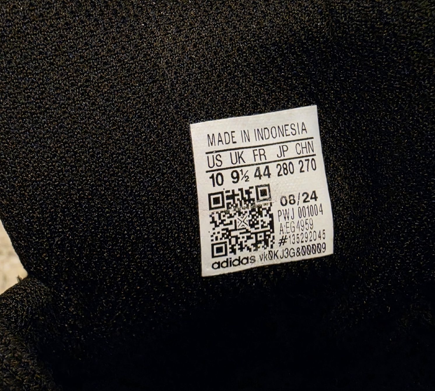 Adidas Scarpe da uomo: NEUE Adidas Superstar der Grösse 44 – Nuovo (secondo la descrizione) da Embrach venduto da Flyroebi 4