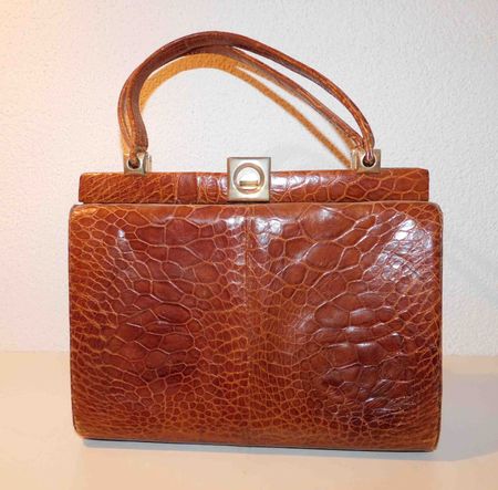 Neue Fundschätze Design 60/70er Leder Handtasche