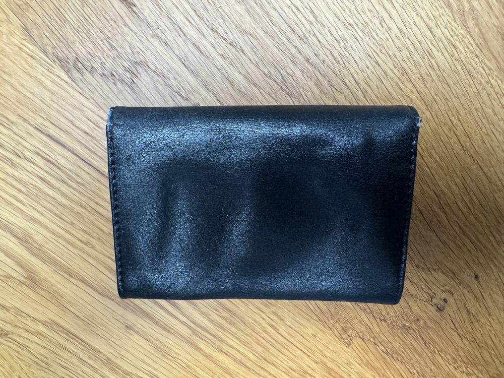 Mandarina Duck Portafogli: Mandarina Duck Portemonnaie Leder schwarz, Beschläge silber – Usato da Gurmels venduto da topsommer 2
