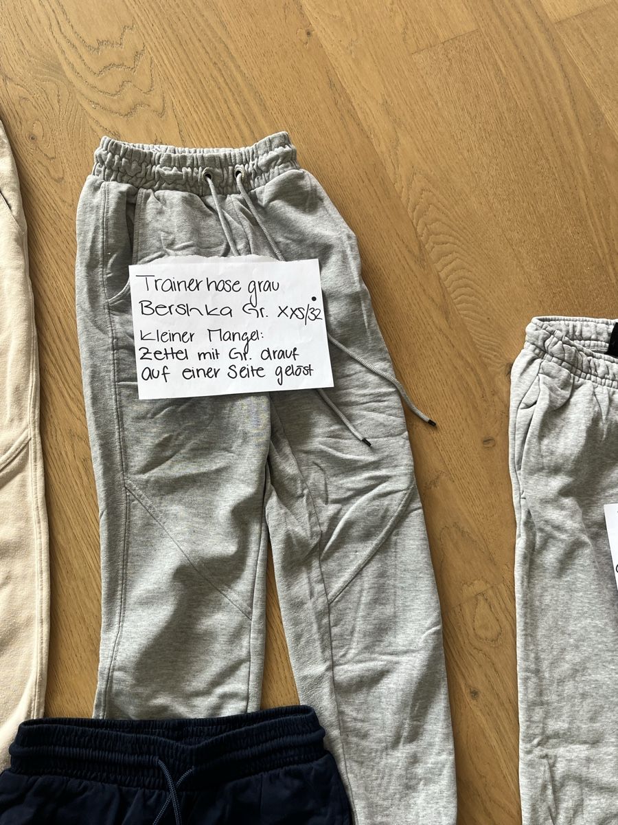 Bershka Hosen: Trainerhose – Gebraucht aus Wangen b. Olten von oli_f9b8