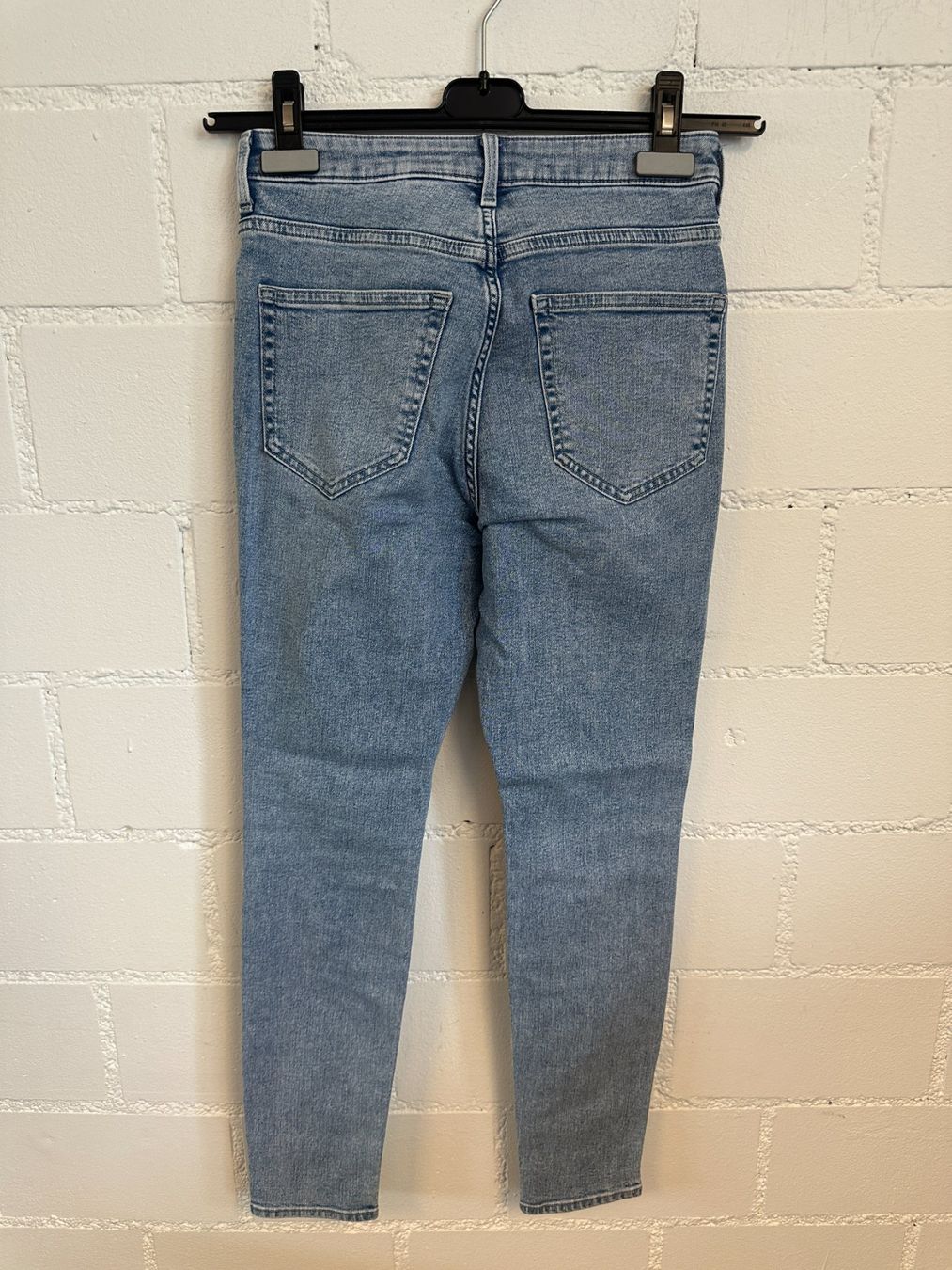 H&M Jeans: Jeans von H&M (36) – Usato da Urdorf venduto da ARJN 3
