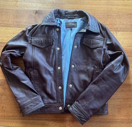 Damen-Lederjacke der franz. Modemarke Caroll Paris