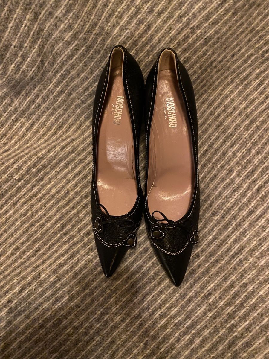 Moschino Damenschuhe: Escarpins Moschino cuir 41 – Gebraucht aus Geneve von Monthoux13 1