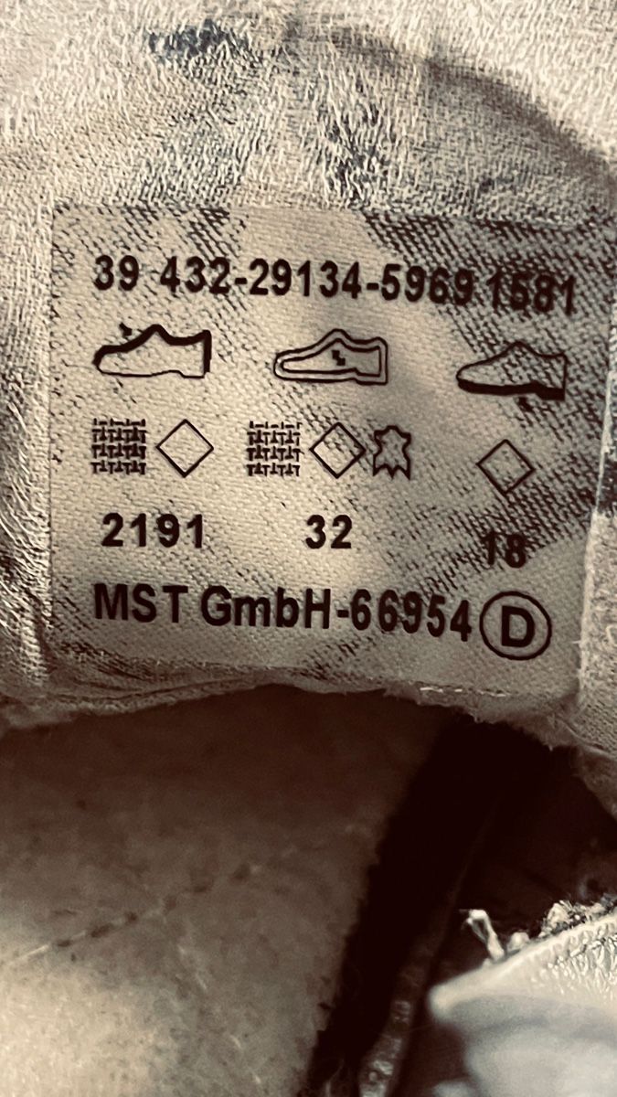 Bugatti Scarpe da donna: Bugatti Damenschuhe, Top Zustand, Grösse 38 – Usato da Zürich venduto da Krikri21 3