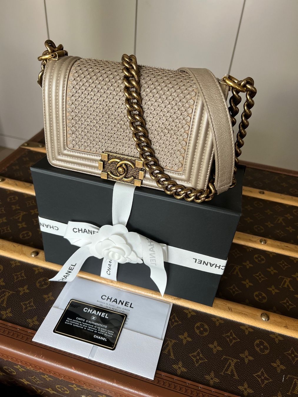 Chanel Borse da donna: Chanel Boy Bag, Fullset, neuwertig – Usato da Kilchberg ZH venduto da happyymee 1