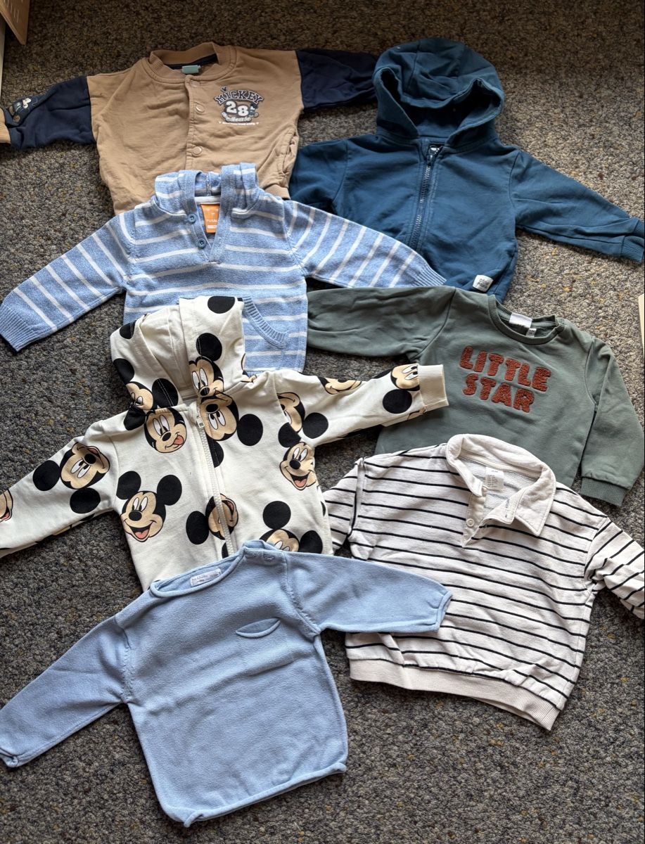 Lotti & Set di vestiti: Baby Pullover  – Usato da Klosters Dorf venduto da mis_y95d