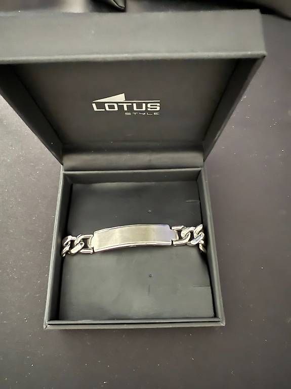 Bracciali & Braccialetti: Bracelet Gourmette Lotus Neuf – Usato da Pont-de-la-Morge venduto da Darfal 1