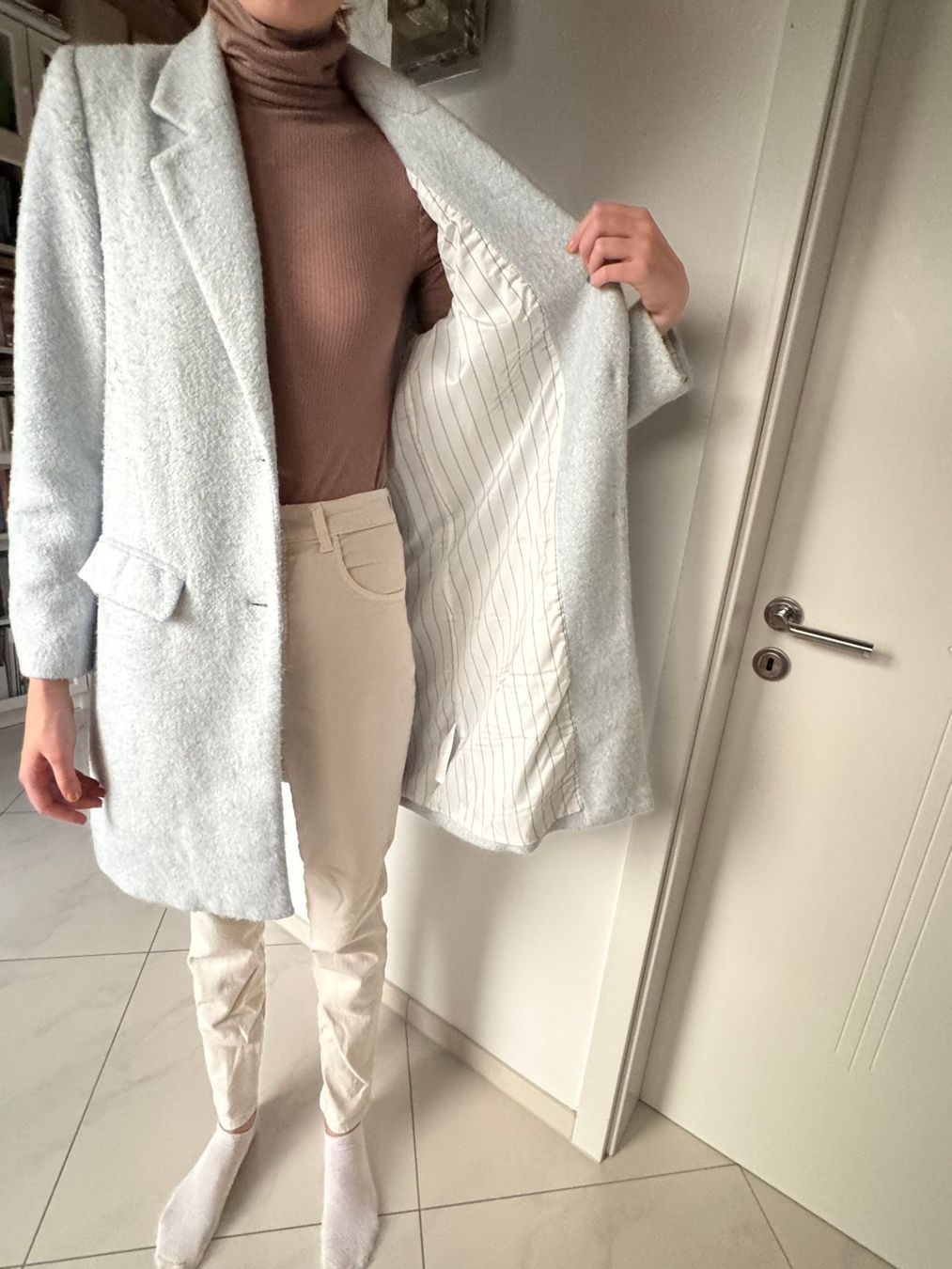Mäntel: BROADWAY Damen Mantel, hellblau, Grösse L – Gebraucht aus Uhwiesen von fel_5ghs 5