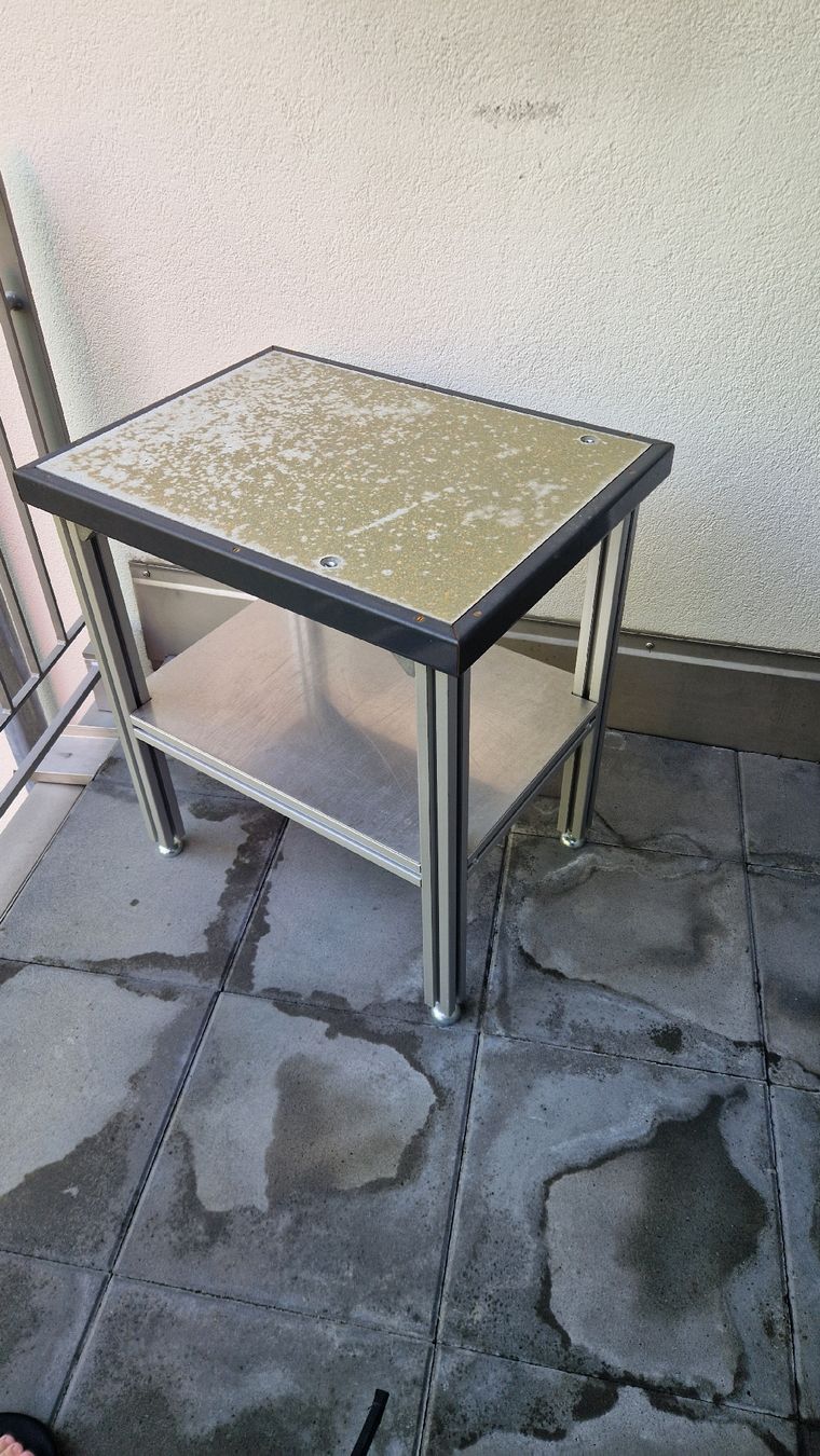 Tische: Beistelltisch – Gebraucht aus Horgen von moritz.90 2