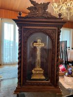 Alt religiöse vitrine mit Christusfigur hoch 88 breit 48x38