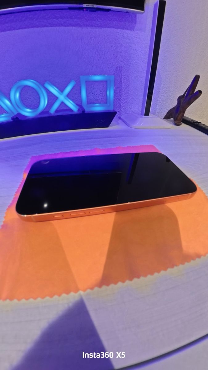 Apple Telefoni cellulari / Smartphones: iPhone 17 Pro Max – Usato da Oftringen venduto da DAVESKIRLE 1