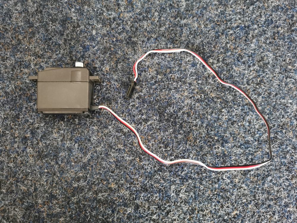 Traxxas Servo 2075R aus neuem Slash 4x4 Ultimate Kaufen auf Ricardo