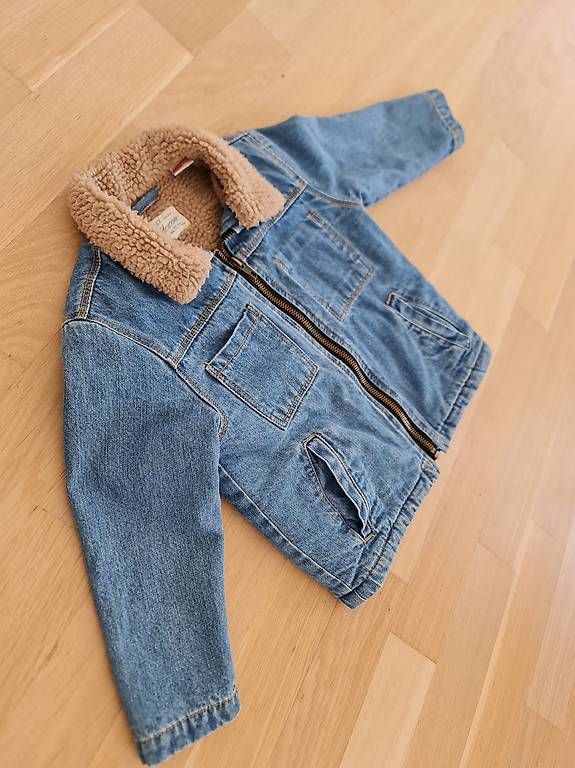 Giacche & Cappotti: Jeans Jacke von ZARA Gr. 98  – Usato da Allschwil venduto da 86d_fmd5 1
